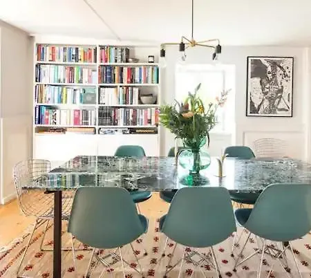 Beautiful Duplex Flat By Rosenborg Castle * Copenhagen
